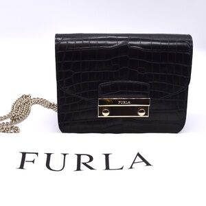 Furla Julia Cocco Leather Crossbody Bag